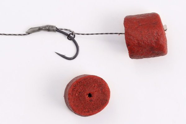 (4,20 Euro/kg) - 1 kg Red Halibut 14,0 mm - Lochköder