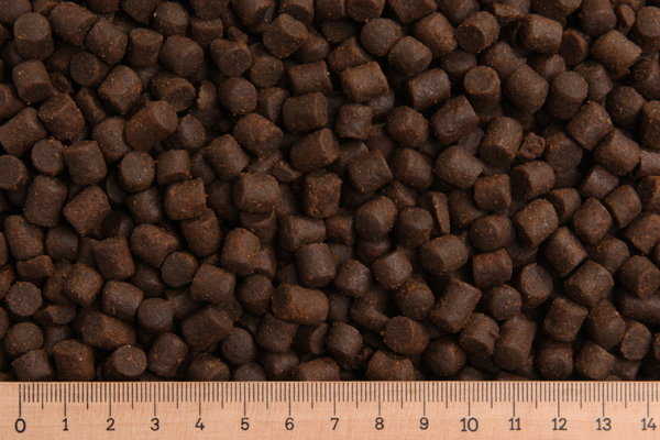 (2,06 Euro/kg) - 25 kg Lachsforellen Futter Supreme 8,0 mm - Astax