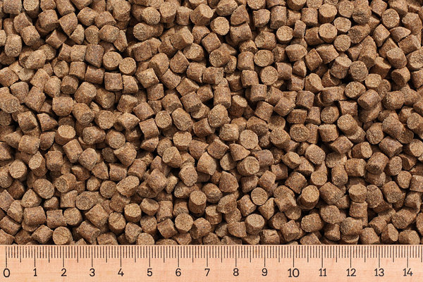 (1,98 Euro/kg) - 5 kg Karpfenfutter AC 6,0 mm